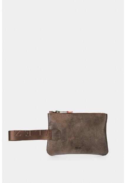 Cosmetiquera De Cuero Formentera Para Mujer Manija En Reata Cosmetiquera De Cuero Formentera Para Mujer Manija En Reata Cafe Vélez