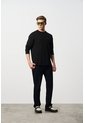Camiseta Tejida Manga Larga Para Hombre Sabina Camiseta Tejida Manga Larga Para Hombre Sabina Negro M VÉLEZ de Vélez
