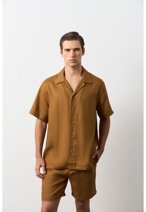 Camisa Manga Corta En Lino Para Hombre Málaga Camisa Manga Corta En Lino Para Hombre Málaga Cafe S VÉLEZ