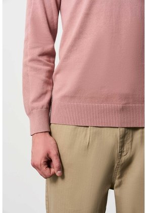 Sweater Tejido En Algodón Para Hombre Manga Ranglan Sweater Tejido En Algodón Para Hombre Manga Ranglan Rosado M VÉLEZ