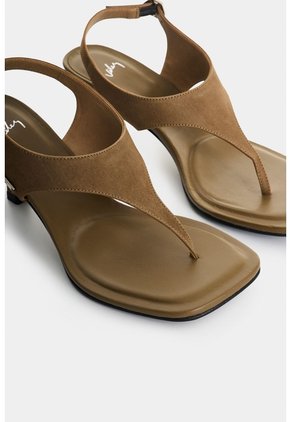 Sandalia Tacón En Cuero Para Mujer Cienaga Sandalia Tacón En Cuero Para Mujer Cienaga Tabaco 35 VÉLEZ