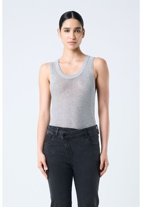 Jean Danika Slim En Denim Confort Para Mujer Bota Recta Jean Danika Slim En Denim Confort Para Mujer Bota Recta Negro 10 VÉLEZ