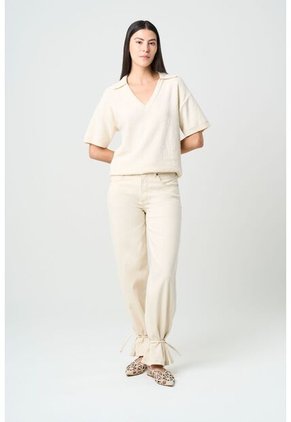 Jean Flare Circe Para Mujer Semi Encerado Jean Flare Circe Para Mujer Semi Encerado Arena 12 VÉLEZ