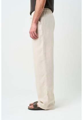 Pantalón Relaxed Fit Para Hombre Elon Pantalón Relaxed Fit Para Hombre Elon Arena 34 VÉLEZ