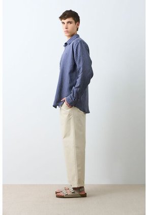 Camisa Manga Larga En Lino Para Hombre Lira Camisa Manga Larga En Lino Para Hombre Lira Azul Oscuro XXL VÉLEZ