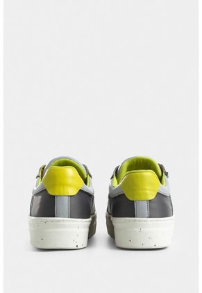 Tenis Flexus De Cuero Y Lona Para Mujer Detalle Color Contraste Tenis Flexus De Cuero Y Lona Para Mujer Detalle Color Contraste Gris 38 VÉLEZ