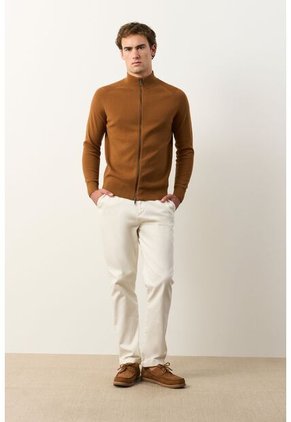 Sweater Misuri Tejido Para Hombre Cuello Alto Sweater Misuri Tejido Para Hombre Cuello Alto Tabaco XL VÉLEZ