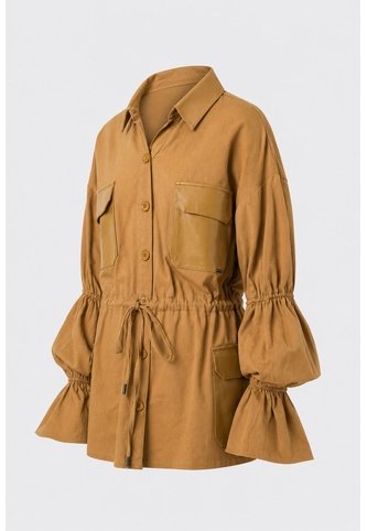 Chaqueta Fugaz Para Mujer Tipo Parka Chaqueta Fugaz Para Mujer Tipo Parka Miel L VÉLEZ Vélez