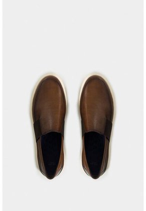 Mocasines Botanic 2 De Cuero Liso Y Gamuzado Para Hombre Suela Ecoflex Mocasines Botanic 2 De Cuero Liso Y Gamuzado Para Hombre Suela Ecoflex Miel 40 VÉLEZ