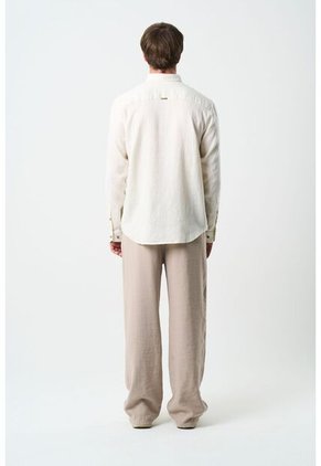 Camisa Manga Larga Semi Fitted Para Hombre Roma Camisa Manga Larga Semi Fitted Para Hombre Roma Arena XXL VÉLEZ