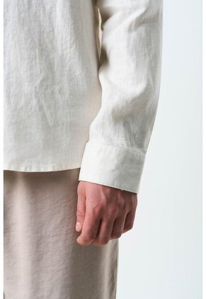 Camisa Manga Larga Semi Fitted Para Hombre Roma Camisa Manga Larga Semi Fitted Para Hombre Roma Arena XXL VÉLEZ