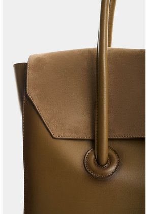 Shopping En Cuero Y Gamuza Para Hombre Elba Shopping En Cuero Y Gamuza Para Hombre Elba Tabaco VÉLEZ
