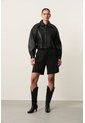 Chaqueta Boxy En Cuero Para Mujer Cayena Chaqueta Boxy En Cuero Para Mujer Cayena Negro S VÉLEZ de Vélez