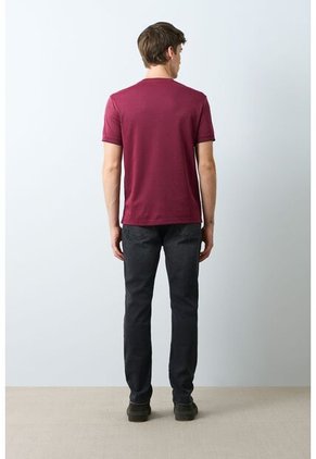 Camiseta Micropima Arizona Para Hombre Semi Ajustada Camiseta Micropima Arizona Para Hombre Semi Ajustada Vinotinto M VÉLEZ