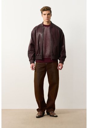 Chaqueta Bomber En Cuero Texturizado Para Hombre Calypso Chaqueta Bomber En Cuero Texturizado Para Hombre Calypso Vinotinto M VÉLEZ