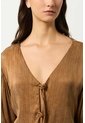 Camisa Kusa Con Efecto Satinado Para Mujer Camisa Kusa Con Efecto Satinado Para Mujer Miel XL VÉLEZ de Vélez