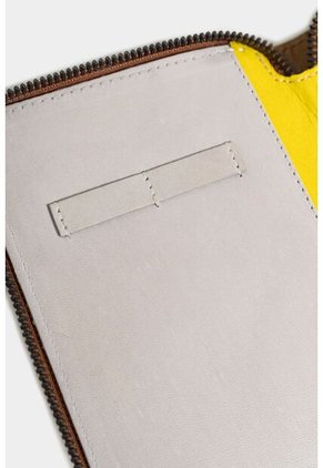 Porta Pasaporte De Cuero Para Mujer Diamante Porta Pasaporte De Cuero Para Mujer Diamante Miel VÉLEZ