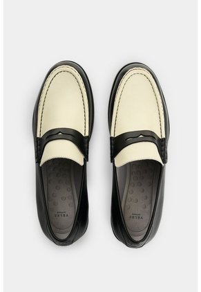 Mocasín En Cuero Para Mujer Xinca Mocasín En Cuero Para Mujer Xinca Negro 36 VÉLEZ
