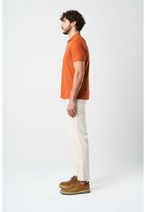 Polo Para Hombre Semi Fit Detalle Jacquard Polo Para Hombre Semi Fit Detalle Jacquard Naranja XL VÉLEZ