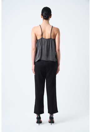 Camisa Aurora De Tiras En Tejido Plano Para Mujer Detalle Millaré Camisa Aurora De Tiras En Tejido Plano Para Mujer Detalle Millaré Negro L VÉLEZ