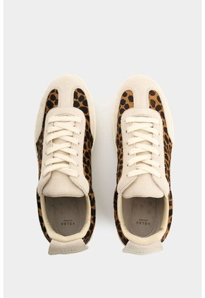 Tenis De Cuero Pelo Y Animal Print Para Mujer Flair Tenis De Cuero Pelo Y Animal Print Para Mujer Flair Arena 34 VÉLEZ