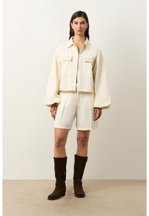 Chaqueta Senda Trucker Para Mujer Oversized Chaqueta Senda Trucker Para Mujer Oversized Crema XL VÉLEZ