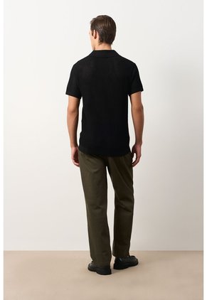 Polo Manga Corta Draco 2.0 Tejida Para Hombre Texturizada Polo Manga Corta Draco 2.0 Tejida Para Hombre Texturizada Negro S VÉLEZ