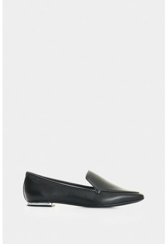 Mocasín En Cuero Para Mujer Ocaso Mocasín En Cuero Para Mujer Ocaso Negro 39 VÉLEZ Vélez