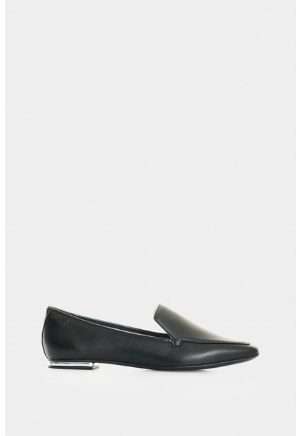 Mocasín En Cuero Para Mujer Ocaso Mocasín En Cuero Para Mujer Ocaso Negro 39 VÉLEZ