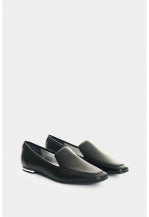 Mocasín En Cuero Para Mujer Ocaso Mocasín En Cuero Para Mujer Ocaso Negro 39 VÉLEZ