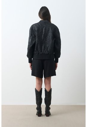 Bomber De Cuero Repujado Para Mujer Sira Bomber De Cuero Repujado Para Mujer Sira Negro L VÉLEZ