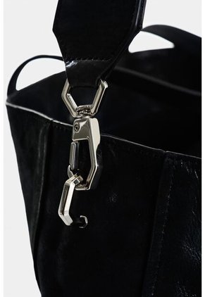 Shopping Orión De Cuero Para Mujer Detalle Trenzado Shopping Orión De Cuero Para Mujer Detalle Trenzado Negro VÉLEZ