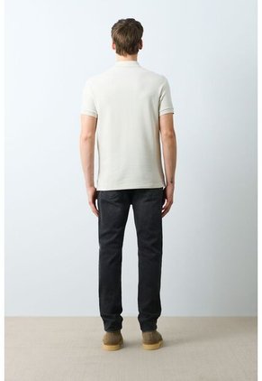 Polo Manga Corta Essential Para Hombre Textura Polo Manga Corta Essential Para Hombre Textura Arena M VÉLEZ