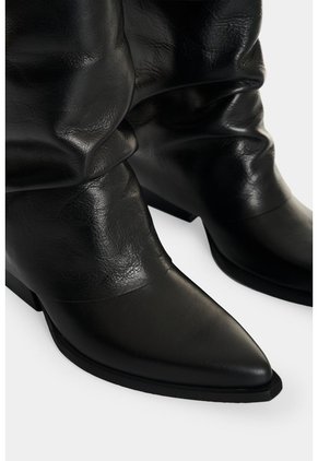 Botas En Cuero Para Mujer Senda Botas En Cuero Para Mujer Senda Negro 41 VÉLEZ