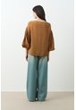 Camisa Tejida Para Mujer Almaru Camisa Tejida Para Mujer Almaru Miel XL VÉLEZ de Vélez