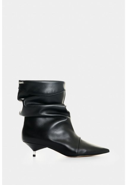 Botín Arizona En Cuero Para Mujer Botín Arizona En Cuero Para Mujer Negro 41 VÉLEZ