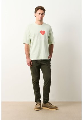 Camiseta Cropped En Algodón Para Hombre I Love Latinas Camiseta Cropped En Algodón Para Hombre I Love Latinas Verde XS VÉLEZ