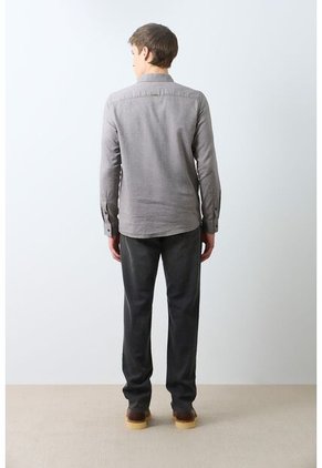 Camisa Oxford Manga Larga Calagua Para Hombre Semifitted Camisa Oxford Manga Larga Calagua Para Hombre Semifitted Tabaco L VÉLEZ