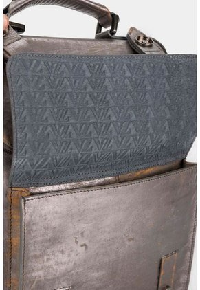 Morral Rioja De Cuero Para Mujer Folia Con Efecto Desgastado Morral Rioja De Cuero Para Mujer Folia Con Efecto Desgastado Gris Pistola Vélez