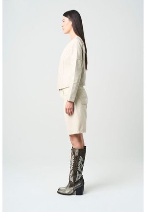 Chaqueta De Cuero Tejido Para Mujer Woven Chaqueta De Cuero Tejido Para Mujer Woven Crema M VÉLEZ