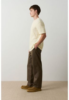 Camiseta Manga Corta Tejida Para Hombre Lumma Camiseta Manga Corta Tejida Para Hombre Lumma Crema S VÉLEZ