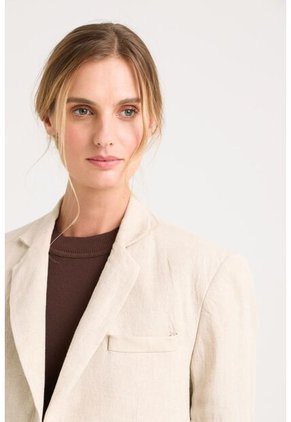 Blazer Aurora En Lino Para Mujer Fit Holgado Blazer Aurora En Lino Para Mujer Fit Holgado Arena L VÉLEZ