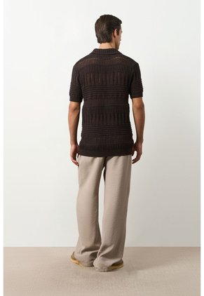 Polo Manga Corta En Tejiido Para Hombre Siloli Polo Manga Corta En Tejiido Para Hombre Siloli Cafe L VÉLEZ