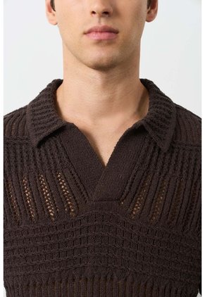 Polo Manga Corta En Tejiido Para Hombre Siloli Polo Manga Corta En Tejiido Para Hombre Siloli Cafe L VÉLEZ