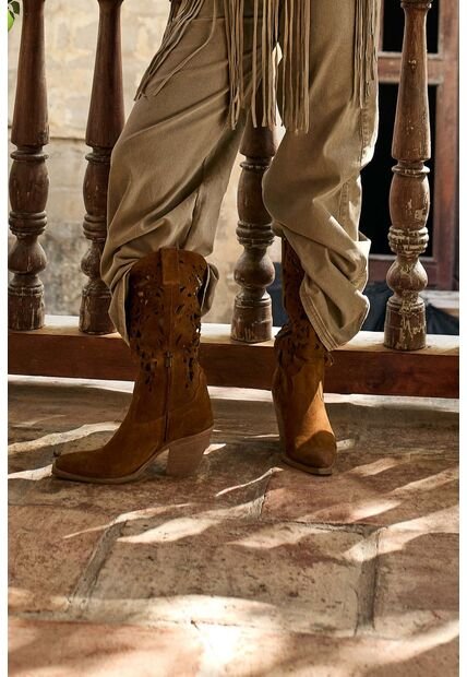 Botas Texanas Alisa De Cuero Para Mujer Detalles Perforados Botas Texanas Alisa De Cuero Para Mujer Detalles Perforados Miel 36 Vélez
