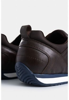 Tenis Engeil 3 De Cuero Para Hombre Detalle Textil Tenis Engeil 3 De Cuero Para Hombre Detalle Textil Cafe 45 VÉLEZ