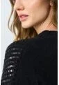 Sweater Tejido Oversized Para Mujer Nácar Sweater Tejido Oversized Para Mujer Nácar Negro M VÉLEZ de Vélez