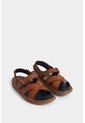 Sandalia Plana Monet De Cuero Para Hombre Capellada Cruzada Sandalia Plana Monet De Cuero Para Hombre Capellada Cruzada Miel 38 VÉLEZ de Vélez