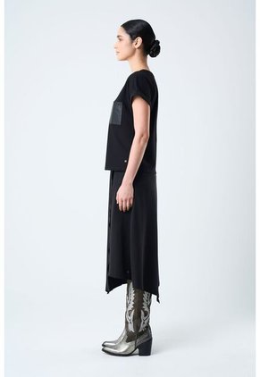 Camiseta Manga Corta Para Mujer Bolsillo Cuero Camiseta Manga Corta Para Mujer Bolsillo Cuero Negro L VÉLEZ