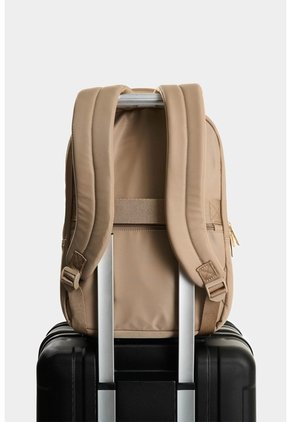 Morral Púrpura En Lona Para Mujer Casual Morral Púrpura En Lona Para Mujer Casual Arena VÉLEZ